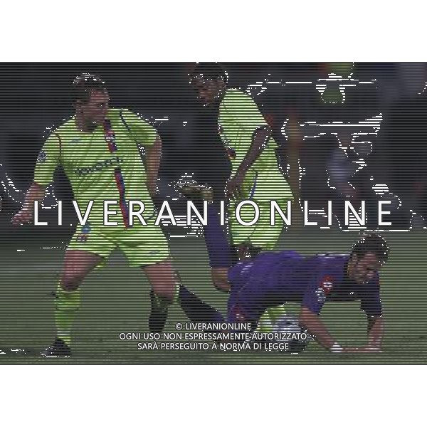Lione (FRA) 18-09-2008 Champions League 2008/09 olympique Lyonnaise-fiorentina 2:2 nella foto kim kallstrom, sidney gogou e alberto gilardino ph marco luzzani/ag aldo liverani s.a.s.