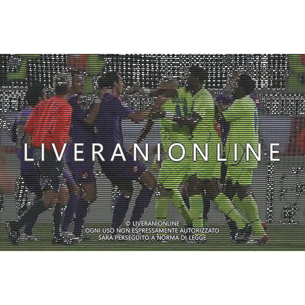 Lione (FRA) 18-09-2008 Champions League 2008/09 olympique Lyonnaise-fiorentina 2:2 nella foto discussioni dopo gol lione ph marco luzzani/ag aldo liverani s.a.s.