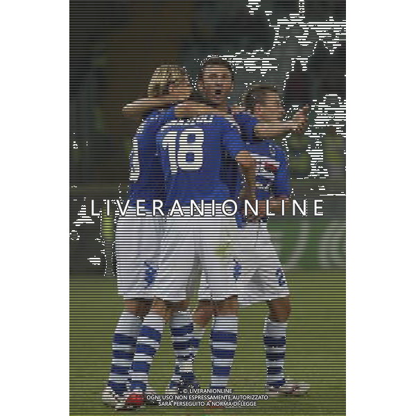 ©Manuele Viganti/Press Photo 18-09-2008 Genova Sport Calcio Sampdoria Kaunas Coppa Uefa 2008/2009 Nella foto: Esultanza della sampdoria dopo il gol di bonazzoli ag aldo liverani