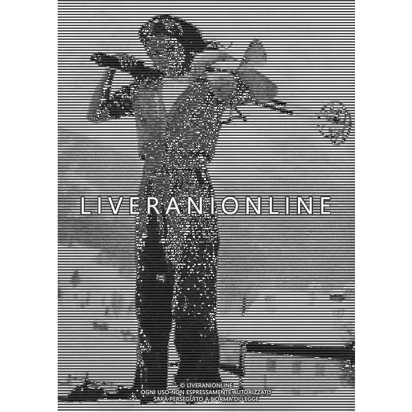 Ornella Vanoni Cantante all\'eta\' di 12 anni Archivio Ag. Aldo Liverani Sas retrospettiva