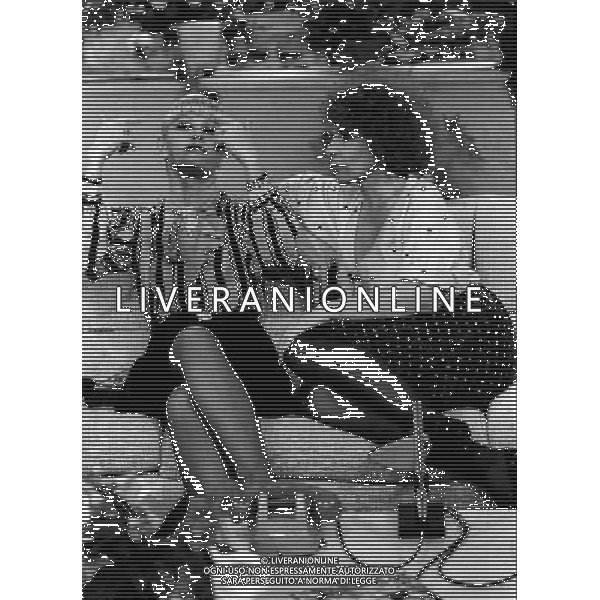 Ornella Vanoni Cantante con Raffaella Carra\' in \'Pronto Raffaella\' nel 1985 Archivio Ag. Aldo Liverani Sas retrospettiva