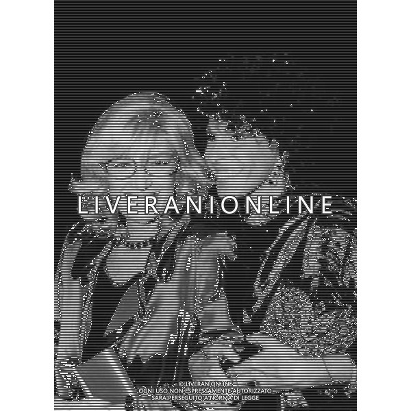 Ornella Vanoni Cantante con Monica Vitti Archivio Ag. Aldo Liverani Sas retrospettiva