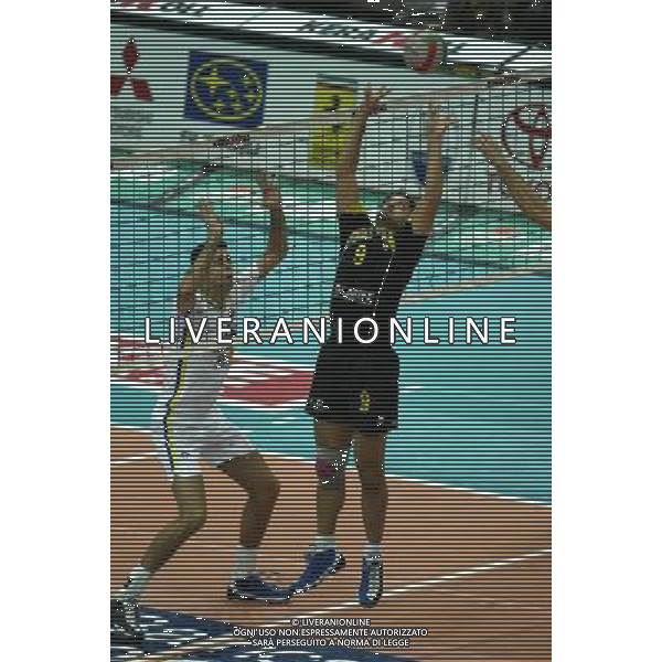 Campionato di Volley serie A partita Modena - Ferrara foto: S.Rosa/Liverani nella foto: Boninfante - Ferrara