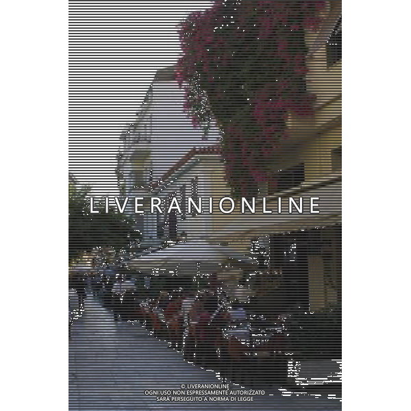 GRECIA NELLA FOTO TAVERNE ATENE FOTO ALDO LIVERANI IFC