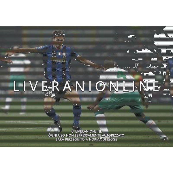 Inter - Werder Brema Champions League 01/10/2008 nella foto zlatan ibrahimovic e naldo ph Luzzani/Ag. Aldo Liverani Sas