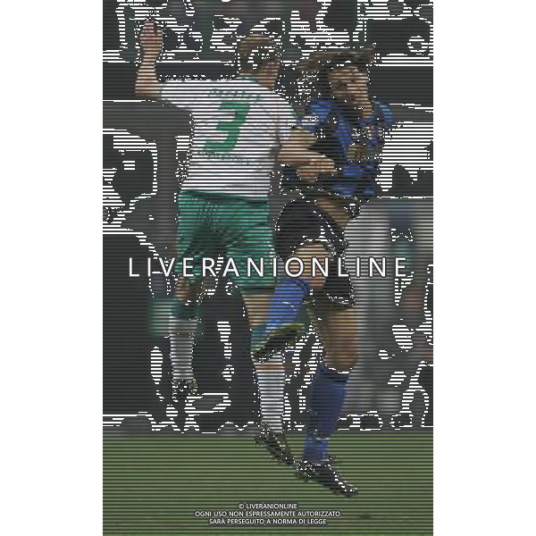 Milano 01-10-2009 champions league 2008/09 inter-werder brema 1:1 nella foto petri pasanen e zlatan ibrahimovic ph marco luzzani/ag aldo liverani s.a.s.