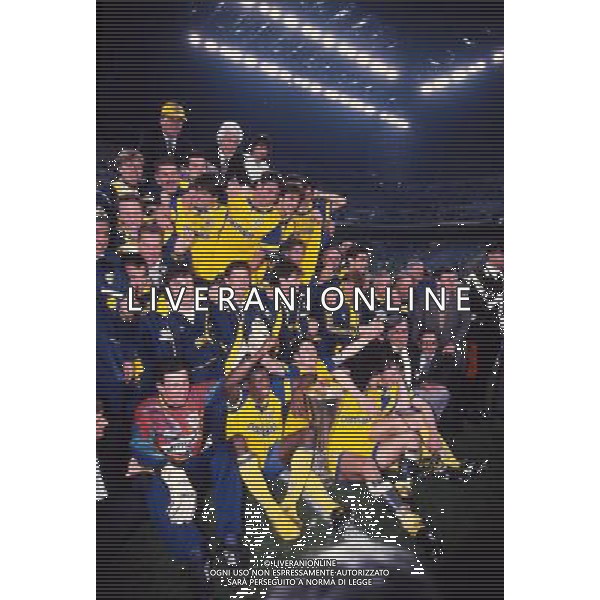ARCHIVIO s.siro MILANO 17/05/199 finale COPPA uefa PARMA- juventus 1-1 NELLA FOTO il parma festeggia per la conquista della coppa RETROSPETTIVA