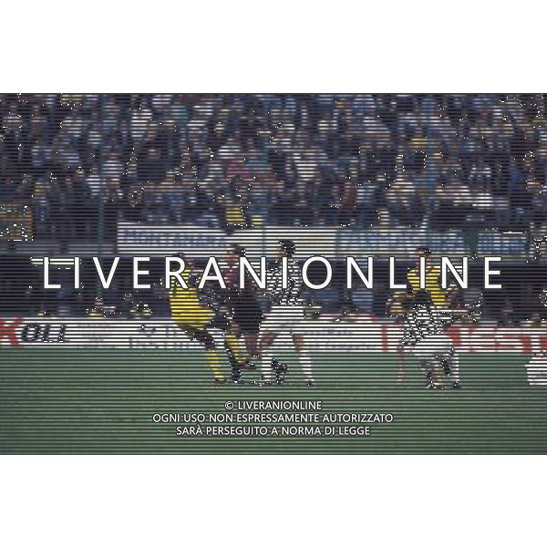 ARCHIVIO s.siro MILANO 17/05/199 finale COPPA uefa PARMA- juventus 1-1 NELLA FOTO asprilla RETROSPETTIVA