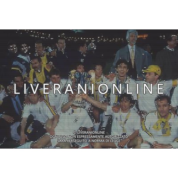 ARCHIVIO Wembley (Londra) 12/05/1993 finale COPPA DELLE COPPE PARMA- ANVERSA: 3-1 NELLA FOTO IL PARMA FESTEGGIA LA COPPA RETROSPETTIVA
