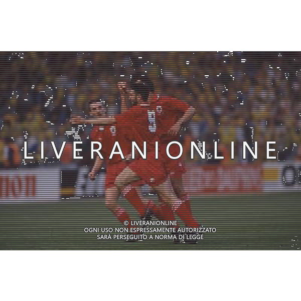 ARCHIVIO Wembley (Londra) 12/05/1993 finale COPPA DELLE COPPE PARMA- ANVERSA: 3-1 NELLA FOTO ESULTANZA DELL\'ANVERSA AL GOL DEL MOMENTANEO VANTAGGIO RETROSPETTIVA