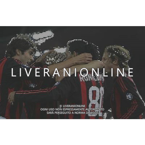 zurigo (CH) 02-1\'-2008 Coppa Uefa 2008-09 zurigo-milan 0-1 nella foto andriy shevchenko esulta con i compagni dopo il gol ph marco luzzani/ag. aldo liverani s.a.s. 