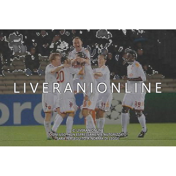abbracci esultanza dei giocatori della roma - 01.10.2008 - Bordeaux / AS Roma - UEFA Champions League Photo : Henri SZWARC / Icon Sport/Ag. Aldo Liverani sas - ITALY ONLY -
