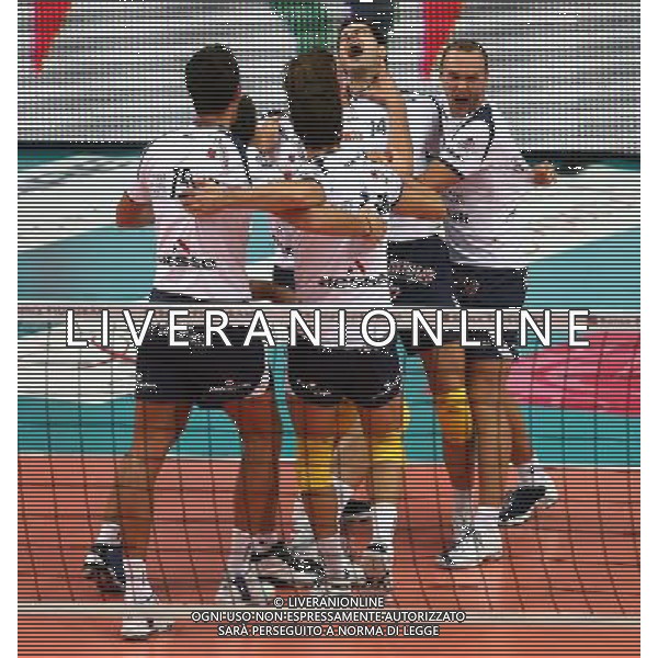 Marmi Lanza Verona - Trentino Volley Campionato di Pallavolo serie A1 2008-2009 Verona 05/10/2008 Nella foto Goran Maric esulta con i compagni Foto Luca Ghidoni/Ag. Aldo Liverani
