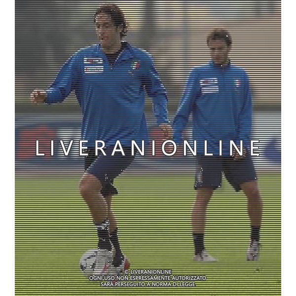 Raduno Nazionale Italiana di Calcio - Allenamento Coverciano(FI) - 08.10.2008 Nella Foto:TONI-GILARDINO /Ph.Vitez-Ag. Aldo Liverani