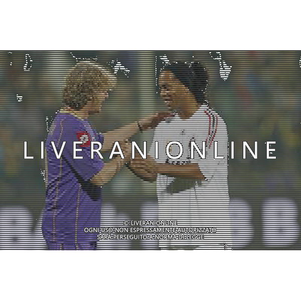 FIRENZE, 08 OTTOBRE 2OO8 AMICHEVOLE \'TUTTI PER STEFANO BORGONOVO\' FIORENTINA MILAN NELLA FOTO: GIANCARLO ANTONIONI E RONALDINHO FOTO AG. A. LIVERANI SAS 