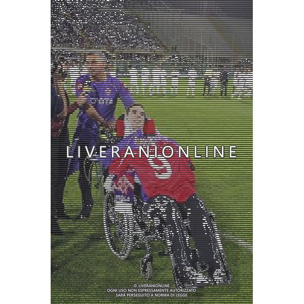 FIRENZE, 08 OTTOBRE 2OO8 AMICHEVOLE \'TUTTI PER STEFANO BORGONOVO\' FIORENTINA MILAN NELLA FOTO: STEFANO BORGONOVO CON ROBERTO BAGGIO FOTO AG. A. LIVERANI SAS 