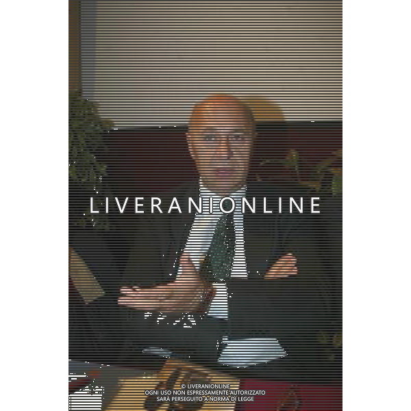 Roma 03/11/2003 - Presentazione del Libro di Carlo Rognoni \'INFERNO TV\' Berlusconi e la legge Gasparri. nella foto Paolo Mieli (Direttore Editoriale Corriere della Sera)* foto terruso fabrizio/Agenzia Aldo Liverani