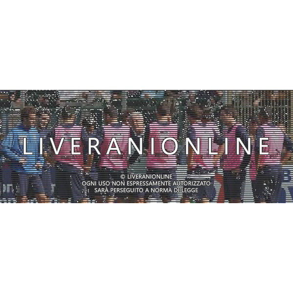 lecce 13/10/2008 allenamento nazionale italiana calcio nella foto LIPPI DA INDICAZIONI AI SUOI GIOCATORI DURANTE L\'ALLENAMENTO ph.AG ALDO LIVERANI SAS