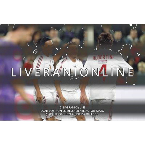 FIRENZE, 08 OTTOBRE 2OO8 AMICHEVOLE \'TUTTI PER STEFANO BORGONOVO\' FIORENTINA MILAN NELLA FOTO: ESULTANZA DANIELE MASSARO E RONALDINHO FOTO AG. A. LIVERANI SAS
