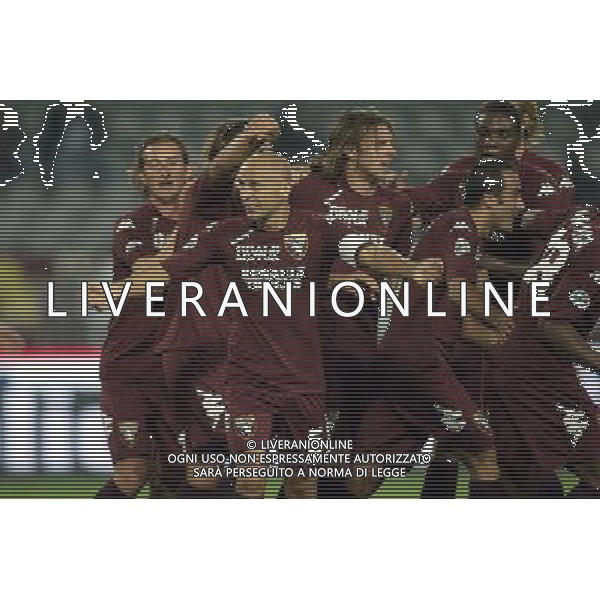 ©Manuela Viganti/Press Photo 01-10-2008 Torino Sport-Calcio Torino Livorno Coppa Italia Tim 2008/2009 Nella foto: Esultanza di Corini e compagni dopo il gol ag aldo liverani