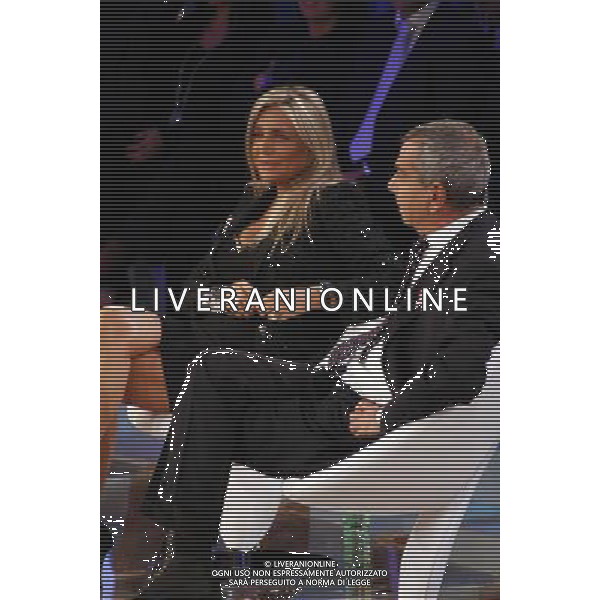 L\'ISOLA DEI FAMOSI 6 - 6¡ PUNTATA NELLA FOTO: MARA VENIER - FOTO ANTONIO SORANO - AG. ALDO LIVERANI SAS