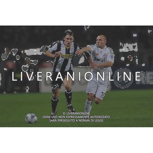 Juventus - Real Madrid Champions League 2008/2009 21-10-2008 Torino Nella foto: grygera e sneijder ©Manuela Viganti/Press Photo/Ag. Aldo Liverani