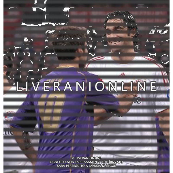 Champions League 2008/2009 Gruppo F Monaco - 21.10.2008 Bayern Monaco-Fiorentina Nella Foto:TONI SALUTA MUTU /Ph.Vitez-Ag. Aldo Liverani