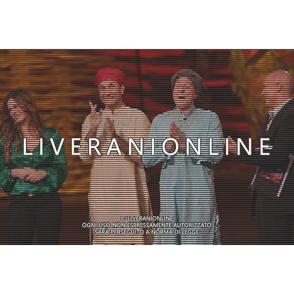 TRASMISSIONE: \' ZELIG\' TEATRO DEGLI ARCIMBOLDI - MILANO NELLA FOTO: VANESSA INCONTRADA - BOVE\'LIMARDI - CLAUDIO BISIO FOTO ANTONIO SORANO - AG. ALDO LIVERANI SAS