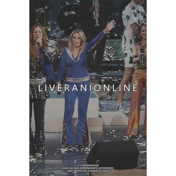 TRASMISSIONE: \' ZELIG\' TEATRO DEGLI ARCIMBOLDI - MILANO NELLA FOTO: VANESSA INCONTRADA - KATIA\'VALERIA FOTO ANTONIO SORANO - AG. ALDO LIVERANI SAS