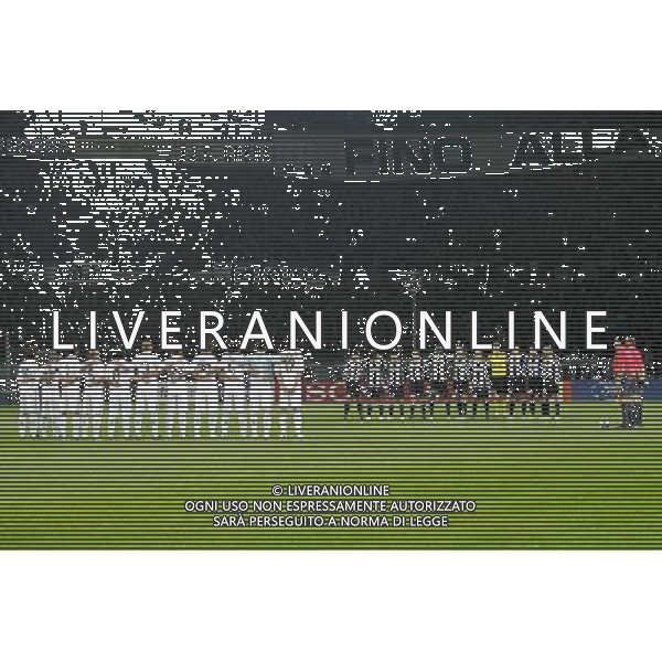  21-10-2008 Torino Sport Calcio Juventus Real Madrid Champions League 2008/2009 Nella foto: Minuto di silenzio per l\'autobus di tifosi biamconeri incidentato al San Bernardo ph.falzone/ag ALDO LIVERANI SAS