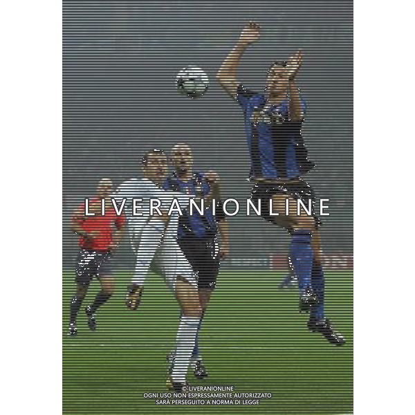 Inter - Anorthosis Champions League 22/10/2008 nella foto zlatan ibrahimovic e ocokolijc ph luzzani/Ag. Aldo Liverani Sas
