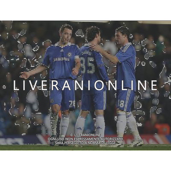John Terry of Chelsea celebrates at the final whistle with Juliano Belletti \' Wayne Bridge of Chelsea 1-0, Chelsea Vs A.S. Roma, UEFA Champions League Group A, Matchday 3 ,Stamford Bridge ,London, Date 22/10/2008 - esultanza - Picture by Marc Atkins©IPS Photo Agency/Ag. Aldo Liverani Sas - ITALY ONLY -