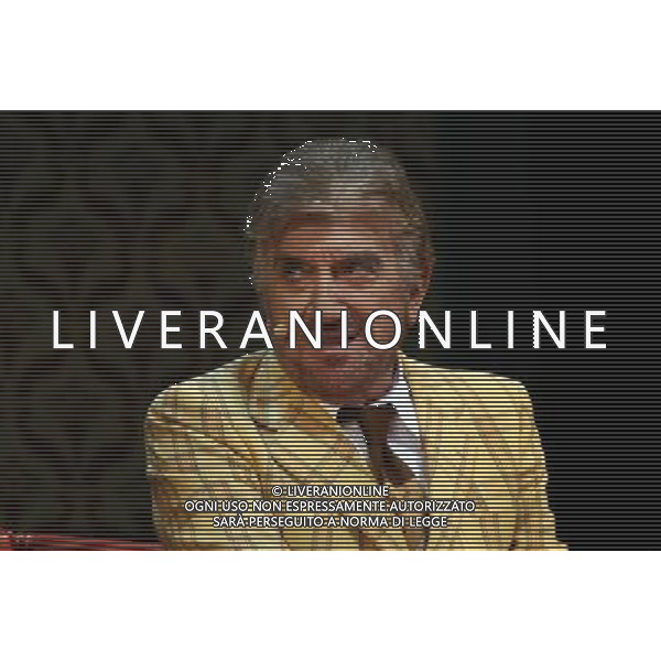 PRIMA DELLO SPETTACOLO TEATRALE:\' DI NUOVO BUONASERA\' CON GIGI PROIETTI AL TEATRO VENTAGLIO SMERALDO DI MILANO FOTO ANTONIO SORANO - AG. ALDO LIVERANI SAS