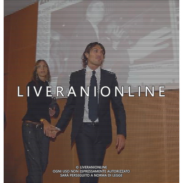 MILANO 27/10/2008 CORRIERE DELLA SERA SALA BUZZATI VIA BALZAN,3 TERZO PREMIO INTERNAZIONALE GIACINTO FACCHETTI NELLA FOTO PAOLO MALDINI CON LA MOGLIE ADRIANA FOTO MARIO ROMANO/AG ALDO LIVERANI