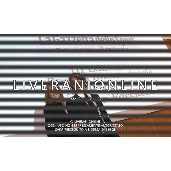 MILANO 27/10/2008 CORRIERE DELLA SERA SALA BUZZATI VIA BALZAN,3 TERZO PREMIO INTERNAZIONALE GIACINTO FACCHETTI NELLA FOTO PAOLO MALDINI CON LA MOGLIE ADRIANA FOTO MARIO ROMANO/AG ALDO LIVERANI