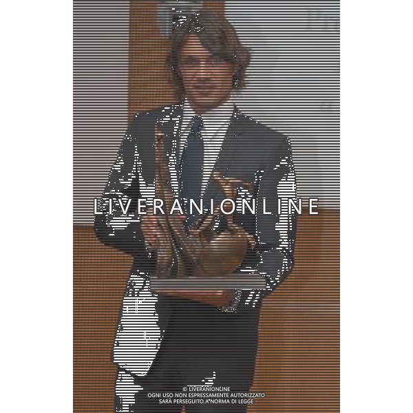 MILANO 27/10/2008 CORRIERE DELLA SERA SALA BUZZATI VIA BALZAN,3 TERZO PREMIO INTERNAZIONALE GIACINTO FACCHETTI NELLA FOTO PAOLO MALDINI FOTO MARIO ROMANO/AG ALDO LIVERANI