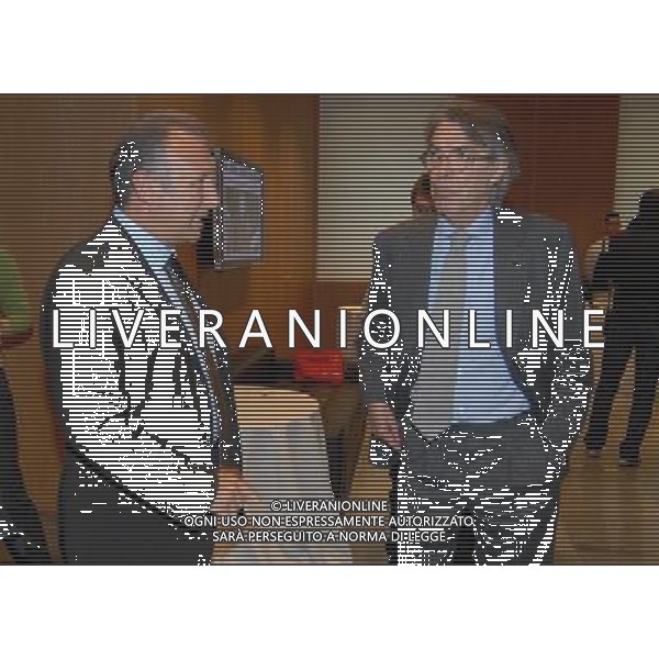 MILANO 27/10/2008 CORRIERE DELLA SERA SALA BUZZATI VIA BALZAN,3 TERZO PREMIO INTERNAZIONALE GIACINTO FACCHETTI NELLA FOTO MASSIMO MORATTI ED ALBERTO ZACCHERONI FOTO MARIO ROMANO/AG ALDO LIVERANI