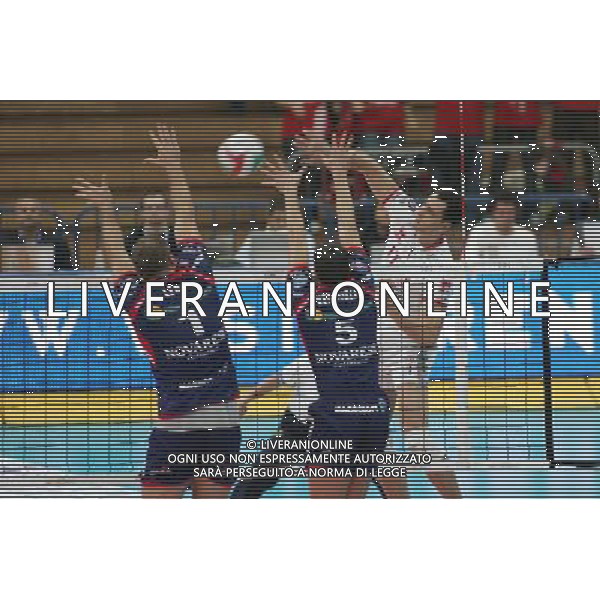 TRENTO 27/10/2008 VOLLEY ITAS DIATEC TRENTINO -LUBE BANCA MARCHE MACERATA NELLA FOTO:MATEY KAZIYSKI FOTO PAOLA GARBUIO/AG.ALDO LIVERANI