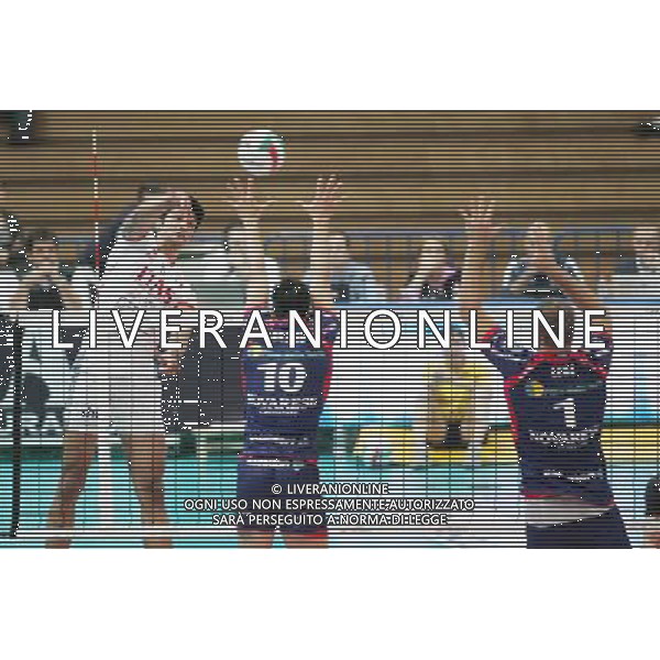TRENTO 27/10/2008 VOLLEY ITAS DIATEC TRENTINO -LUBE BANCA MARCHE MACERATA NELLA FOTO:LEANDRO VISSOTTO FOTO PAOLA GARBUIO/AG.ALDO LIVERANI