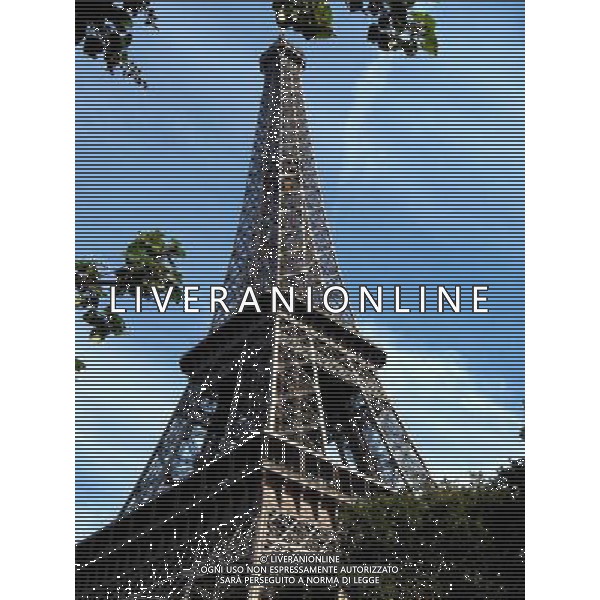 TORRE EIFFEL FRANCIA AGENZIA ALDO LIVERANI SAS