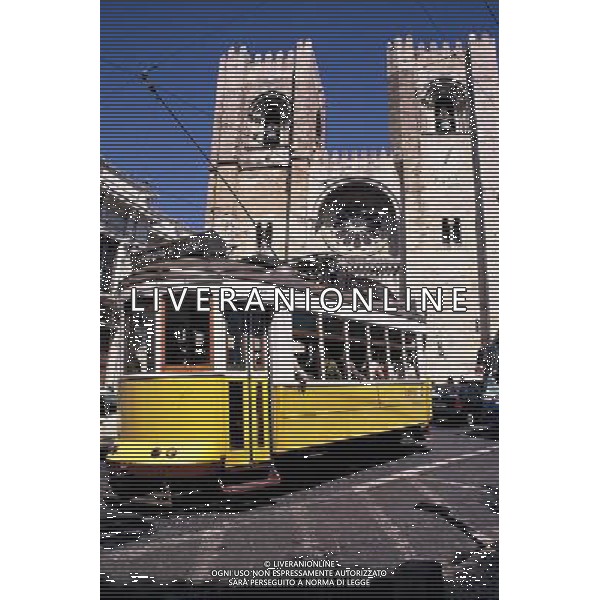 CITTA\' DI LISBONA - PORTOGALLO Azenhas-do-Mar, near Lisbon, Portugal AGENZIA ALDO LIVERANI SAS