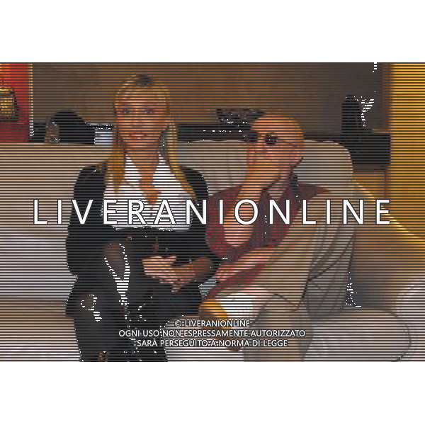 MILANO 3/11/2008 TEATRO SAN BABILA PRESENTAZIONE DELLO SPETTACOLO DI SABINA NEGRI: -HO PERSO LA FACCIA- NELLA FOTO SABINA NEGRI E CARLO DELLE PIANE FOTO MARIO ROMANO/AG ALDO LIVERANI