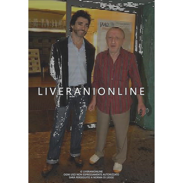 MILANO 3/11/2008 TEATRO SAN BABILA PRESENTAZIONE DELLO SPETTACOLO DI SABINA NEGRI: -HO PERSO LA FACCIA- NELLA FOTO CARLO DELLE PIANE FOTO MARIO ROMANO/AG ALDO LIVERANI