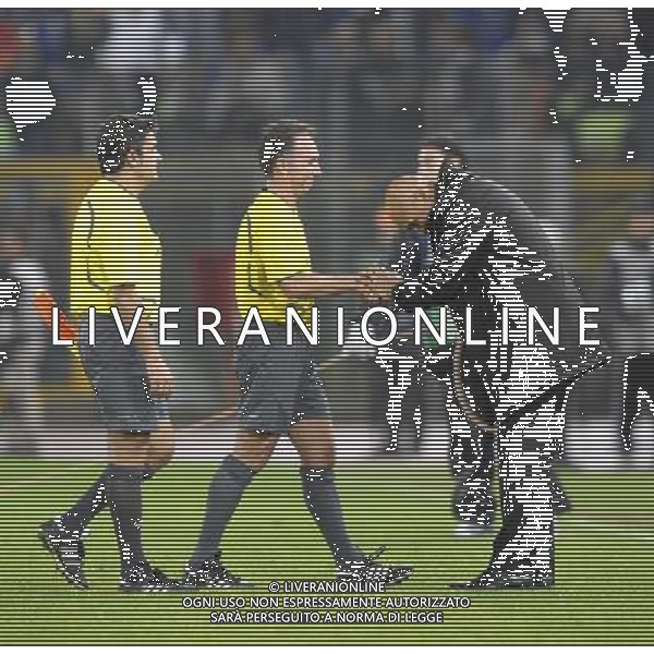 Roma - 04/11/2008 - Stadio Olimpico - Uefa Champions League 2008/2009 - Gruppo A - Roma Vs Chelsea - nella foto Luciano SPALLETTI saluta l\'arbitro Luis Medina CANTALEJO a fine gara ph. Corradetti / ag. Aldo Liverani Sas