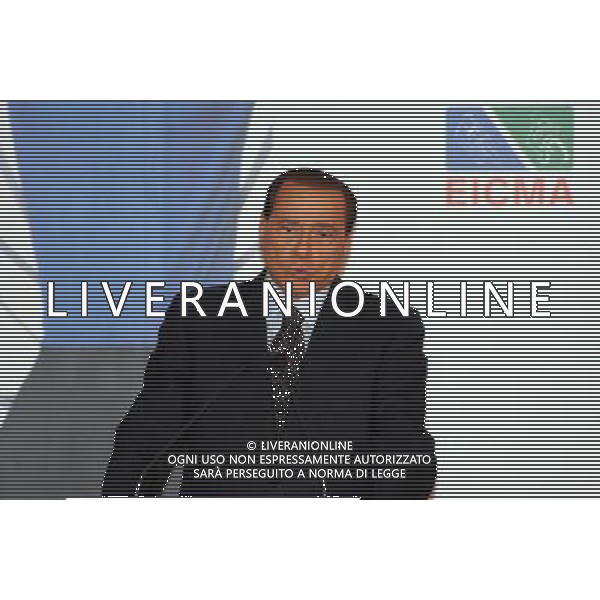 INAUGURAZIONE DI EICMA 2008 - 66ma FIERA DEL CICLO E MOTOCICLO FIERA RHO MILANO NELLA FOTO: SILVIO BERLUSCONI © ANTONIO SORANO - AG. ALDO LIVERANI SAS
