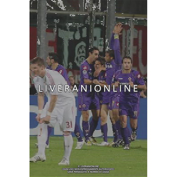 FIORENTINA - BAYERN MONACO 05 NOVEMBRE 2OO8 CHAMPIONS LEAGUE 2008/2009 NELLA FOTO: ESULTANZA DELLA FIORENTINA DOPO IL GOL DELL\'1-0 DI ADRIAN MUTU FOTO AG. A. LIVERANI SAS