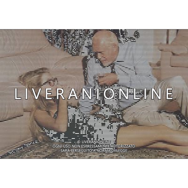 FILM\'COME E\' DURA l\'AVVENTURA\' nella foto gastone moschin-BRIGITTA BOCCOLI AG ALDO LIVERANI