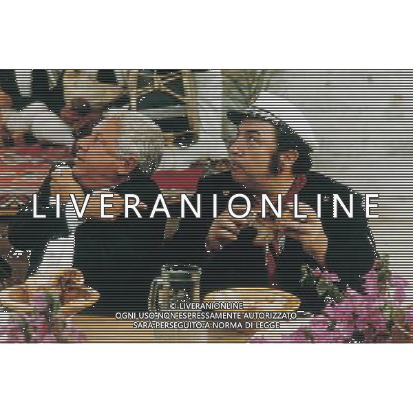FILM\'COME E\' DURA l\'AVVENTURA\' nella foto LINO BANFI-PAOLO VILLAGGIO AG ALDO LIVERANI