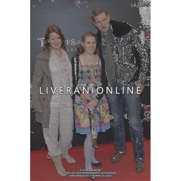Actor Goetz Otto with wife Sabine and daughter Paula attending the Germany premiere of \'Pirates of the Caribbean - Fremde Gezeiten / Pirates of the Caribbean: On Stranger Tides\' at Mathaeser Filmplalast, Munich MONACHIUM PREMIERA FILMU PIRACI Z KARAIBOW NA NIEZNANYCH WODACH FOT. FUTURE IMAGE/NEWSPIX.PL GERMANY OUT !!! --- Newspix.pl AG. ALDO LIVERANI SAS ITALY ONLY *** Local Caption *** .