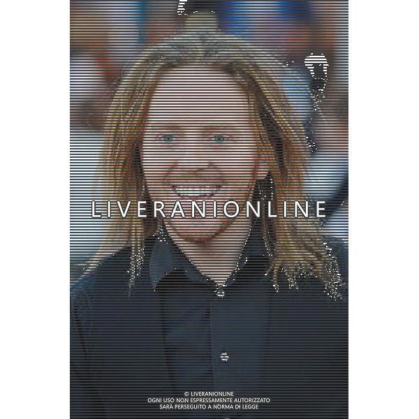 Tim Minchin walks the red carpet at the Cowboys Vs Alien Premiere at the O2 Arena London - Image Copyright Ben Pruchnie Photographer B3968